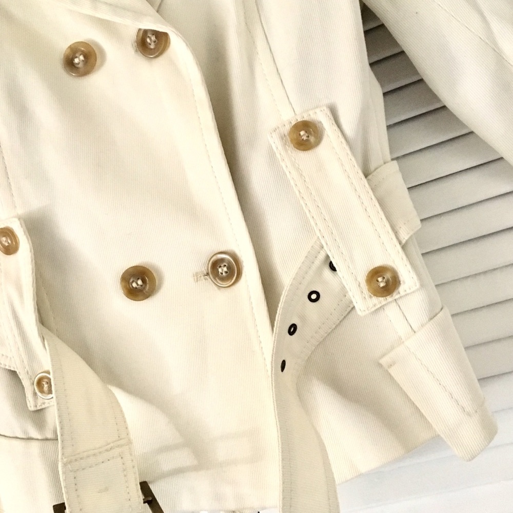 Like New Structured Short Coat Jacket Off White - image 2